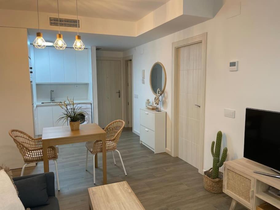 Lovely Beach Apartment Rincón de la Victoria Εξωτερικό φωτογραφία