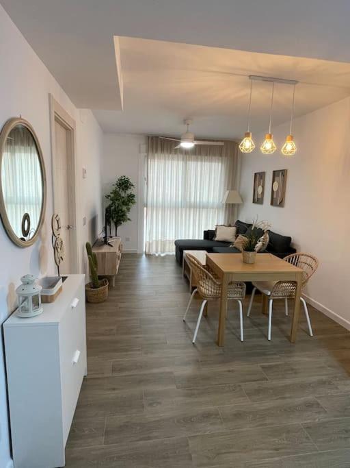 Lovely Beach Apartment Rincón de la Victoria Εξωτερικό φωτογραφία